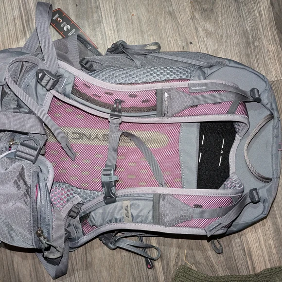 Gregory Gray Backpack for Men - Picture 9 of 10